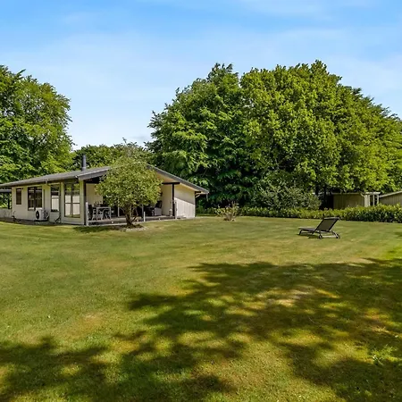 Mijat - 30km From The Sea By Interhome Hébergement de vacances
